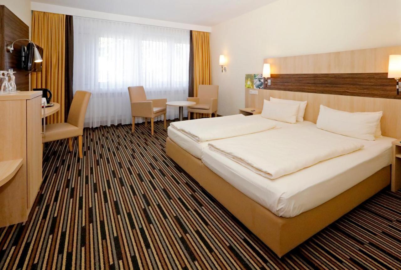 Kurpark-Hotel Bad Duerkheim Exterior photo